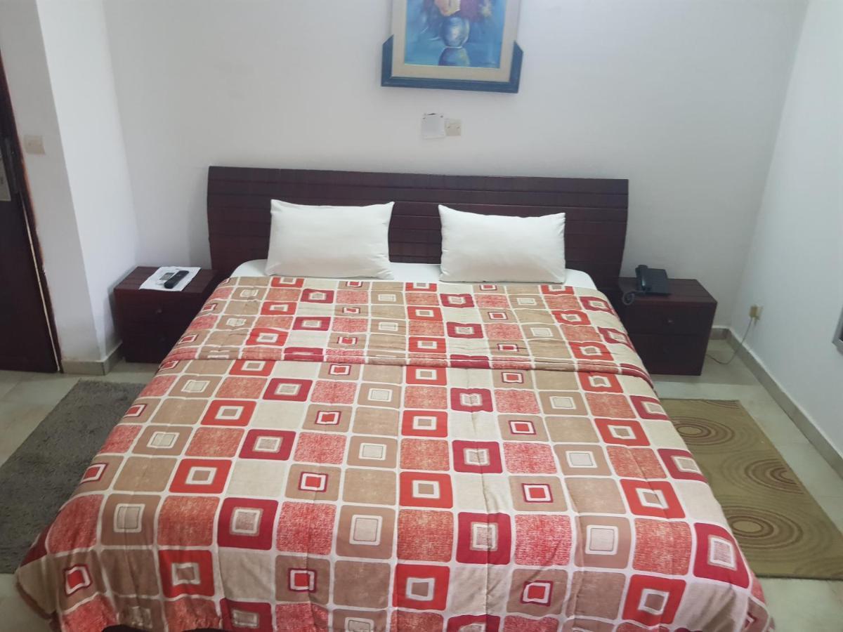 Residences Touristhotel Abidjan Ngoại thất bức ảnh